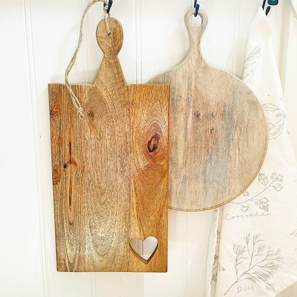 Thumbnail: Large chopping board with cut-out heart design