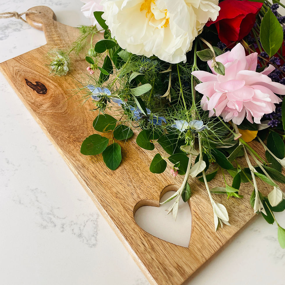 Thumbnail: Large chopping board with cut-out heart design