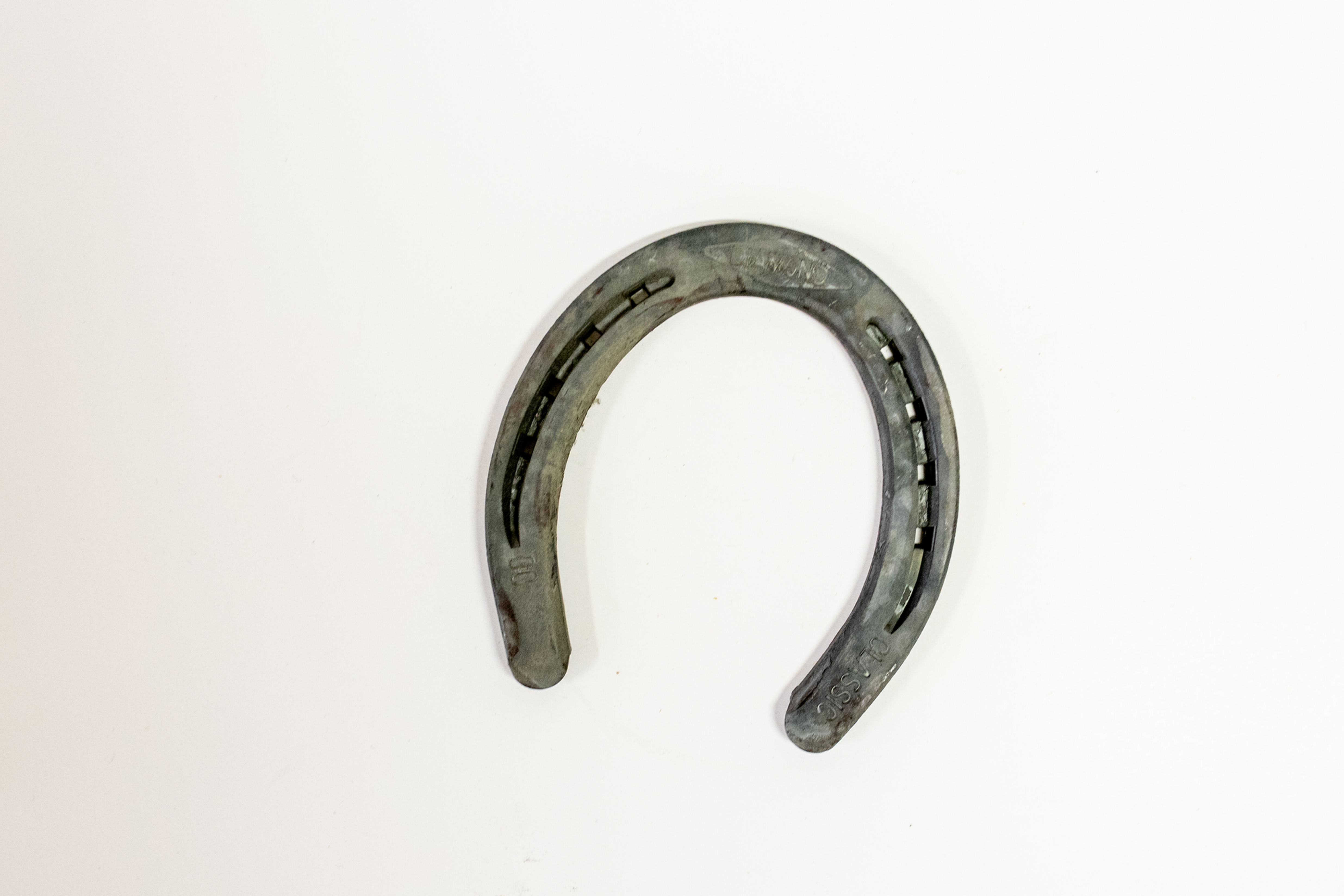 Plain Classic Horseshoe, size 00