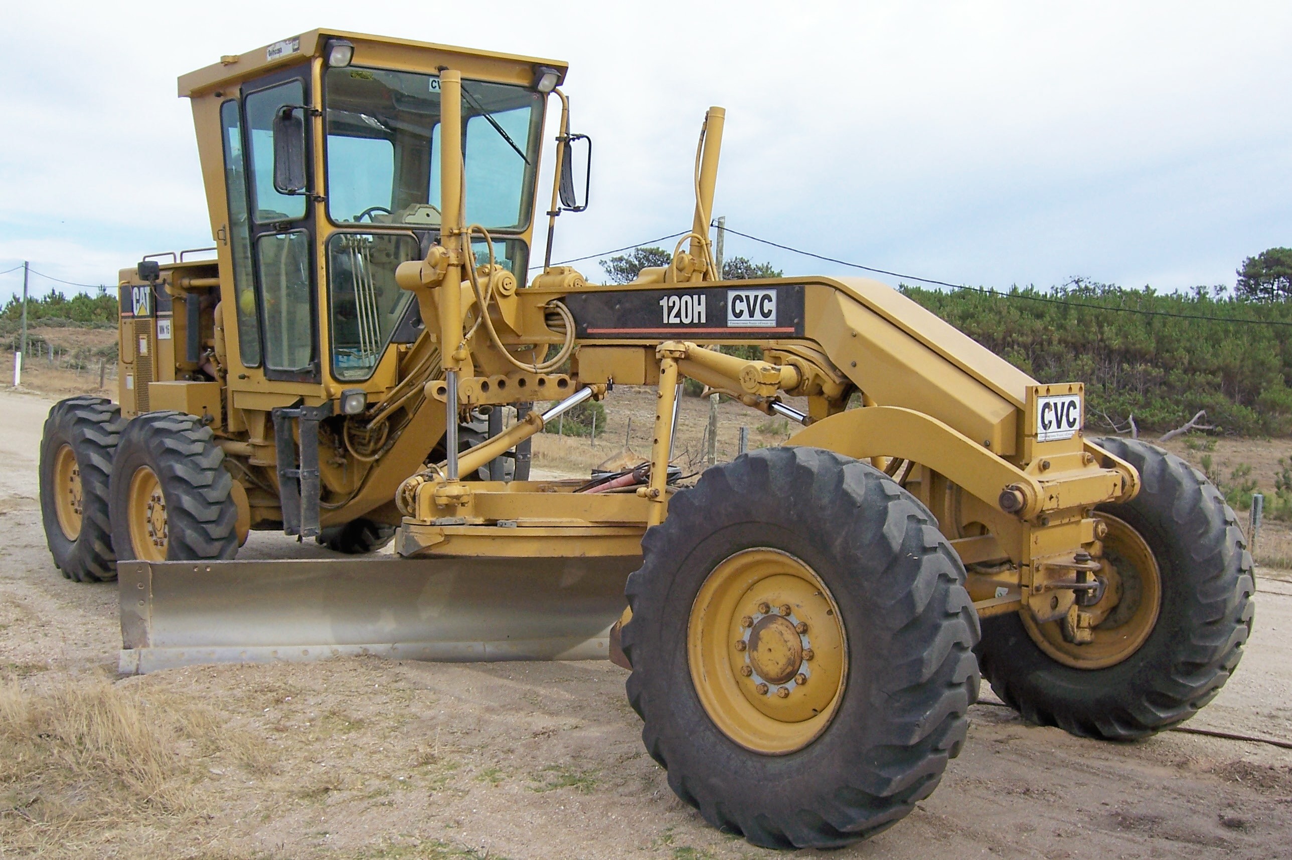 Caterpillar® Graders