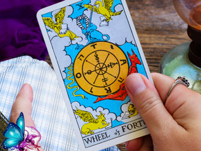 ❤️ Top 5 Tarot Spreads for Clarity in Love 🔮
