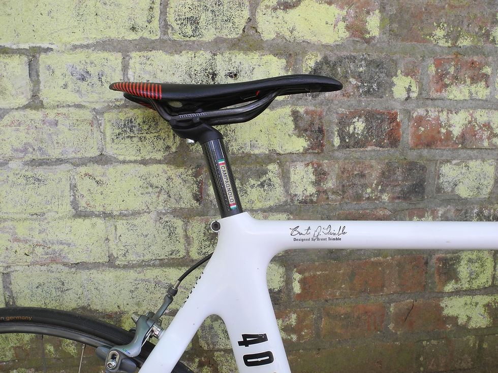 Thumbnail: 54cm Kestrel 4000, (early carbon)