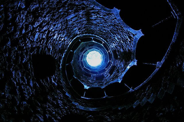 Torre invertida, Sintra