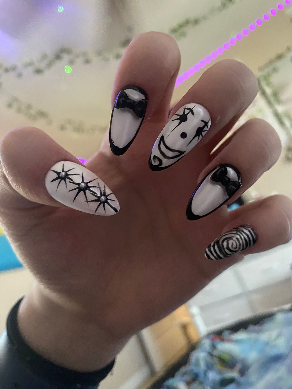 Thumbnail: Custom Press On Nail Set