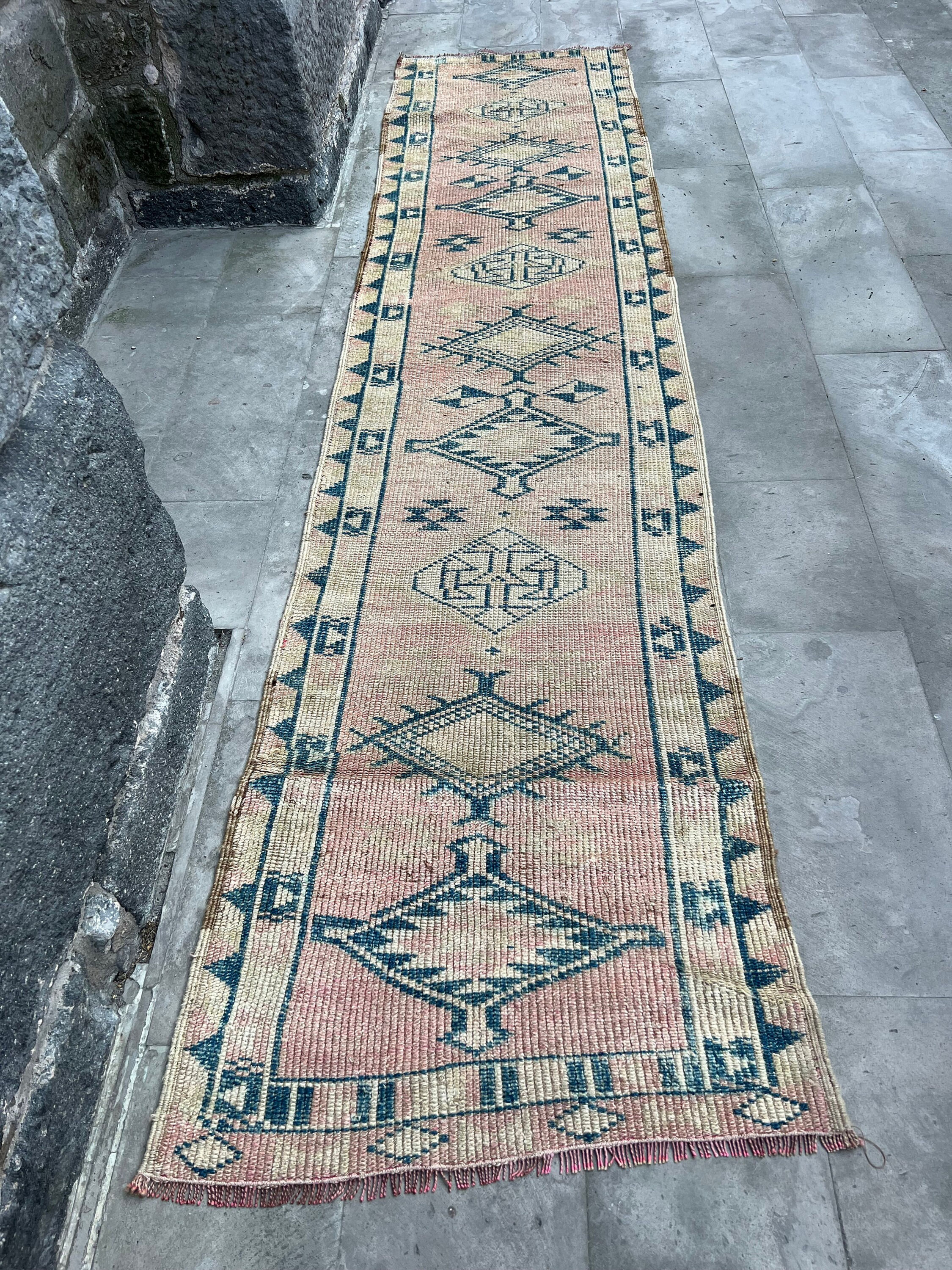 2'8" x 11'11" Soft Color Floral Pattern Runner Rug,Beige-Pink Long Turkish Rug