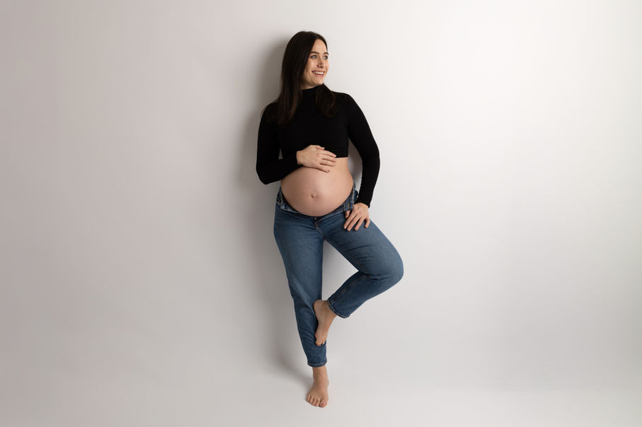 Zwangerschapsshoot met pure en krachtige uitstraling