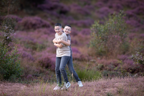 fotoshoot met gezin in de natuur limburg
