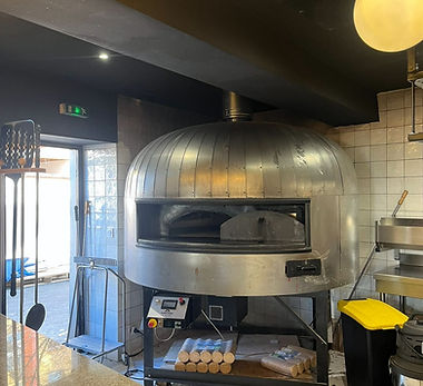 Ramonage de four à bois à Saint-Bonnet-de-Mure