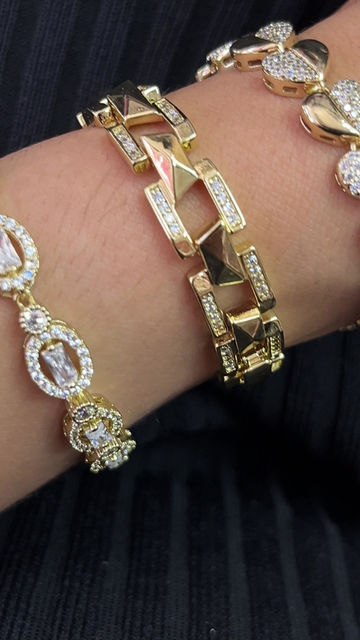 Küçük resim: İthal Özel Seri Şık Bileklik Gold Renk 