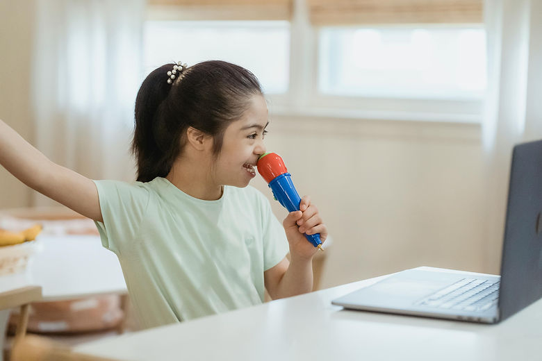 child singing lesson.jpg