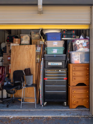 An open storage unit