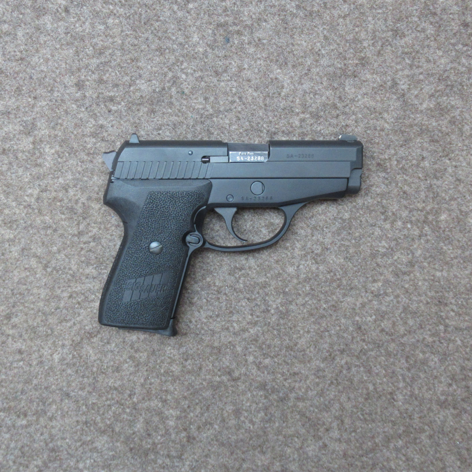 pistola SIG SAUER mod. P239 cal. 9mm Para