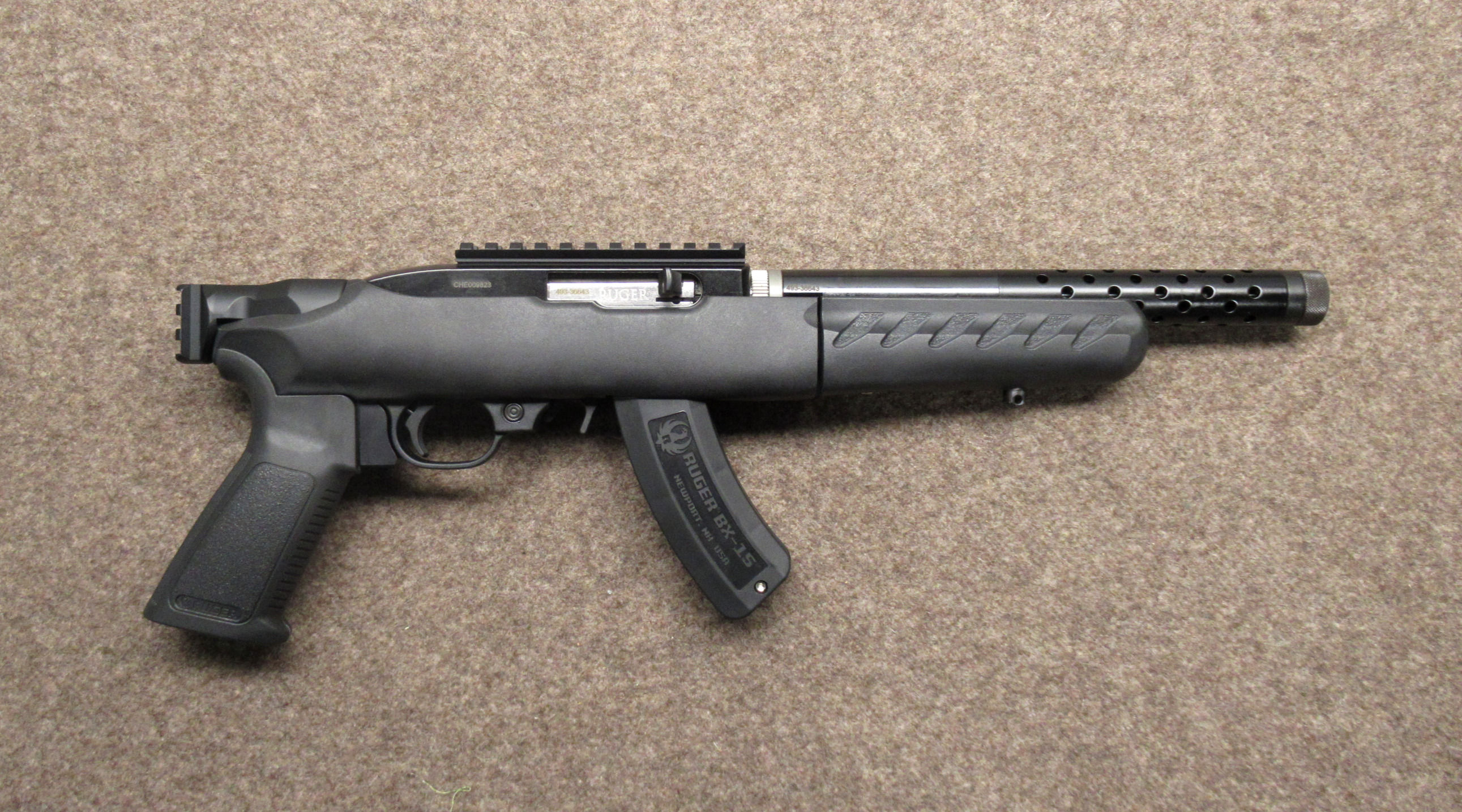 pistola RUGER mod. 22 Charger Takedown Lite cal. .22lr