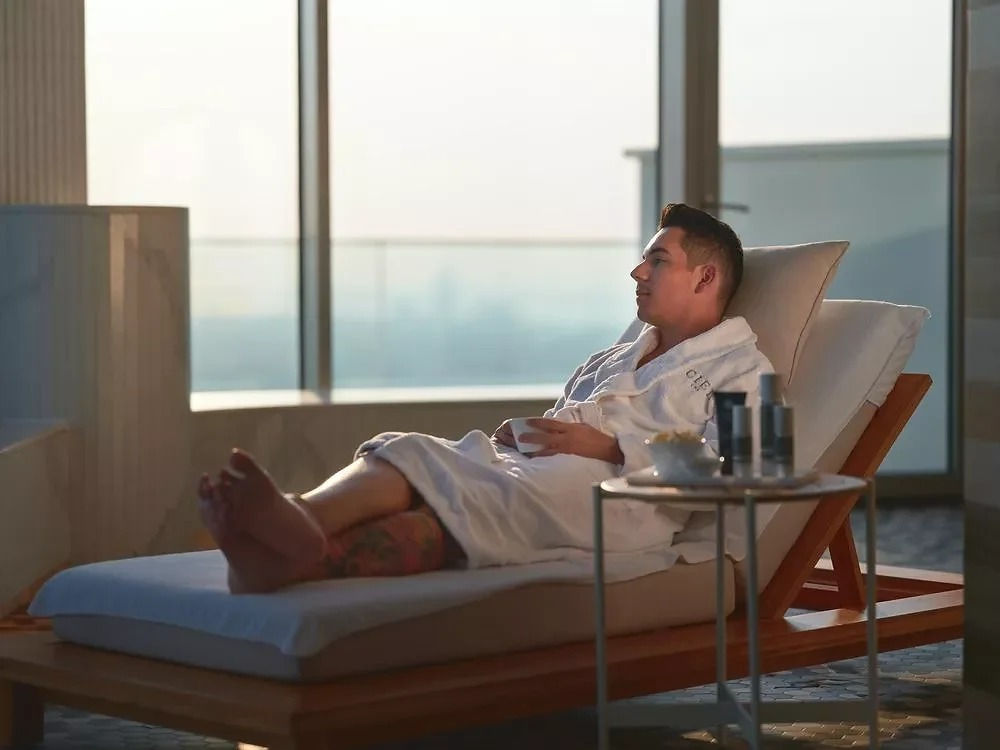 Time to Shine (60 minutes gentleman`s facial at Ciel Spa) Gift Voucher