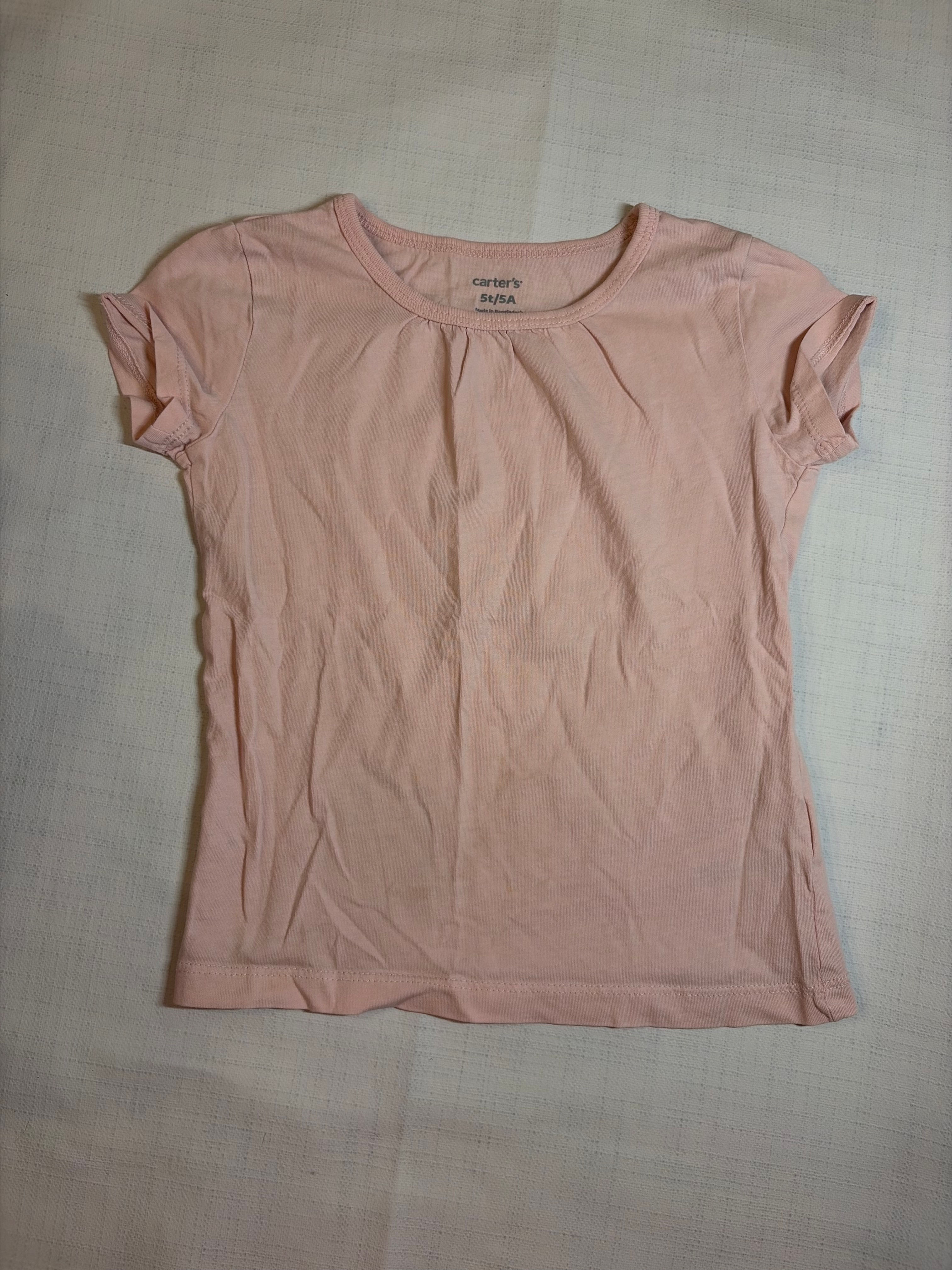 T-shirt — 5T