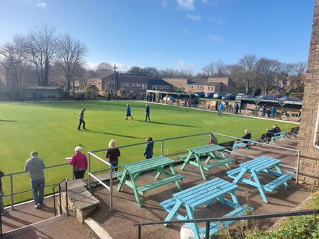 Division 6 top two carry on regardless