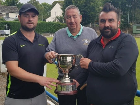 Crossgate pair take Dougie Mellor KO