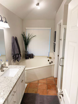 Bathroom Saltillo White