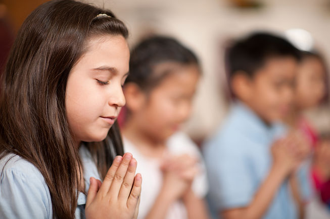girl praying