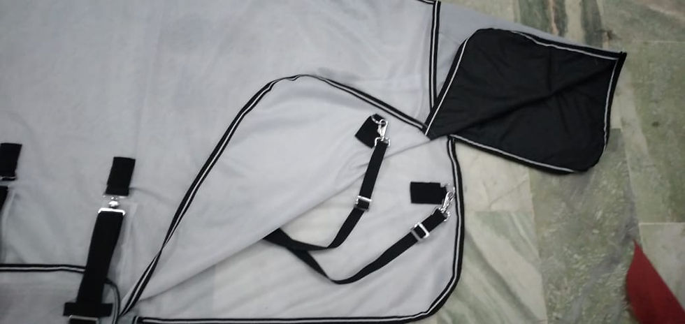 Thumbnail: Mesh Rug with neck Lycra joint
