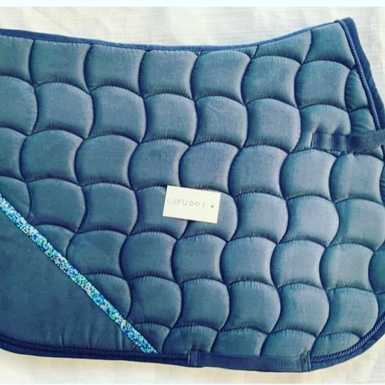 Thumbnail: Saddle pad