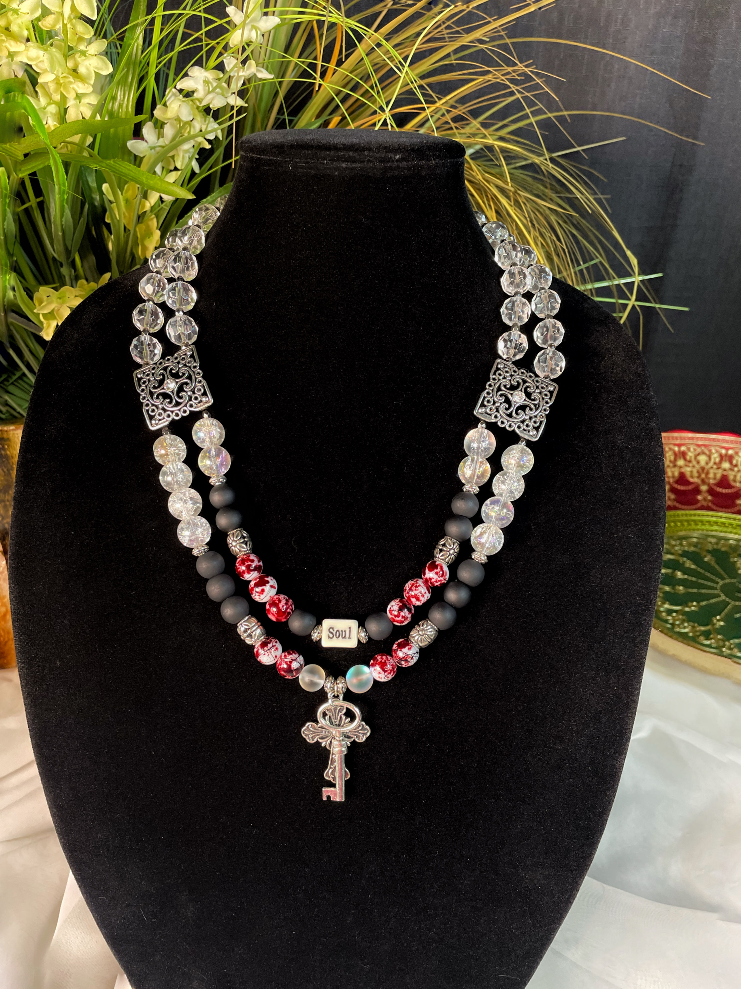 Nirva Cross and Key Necklace