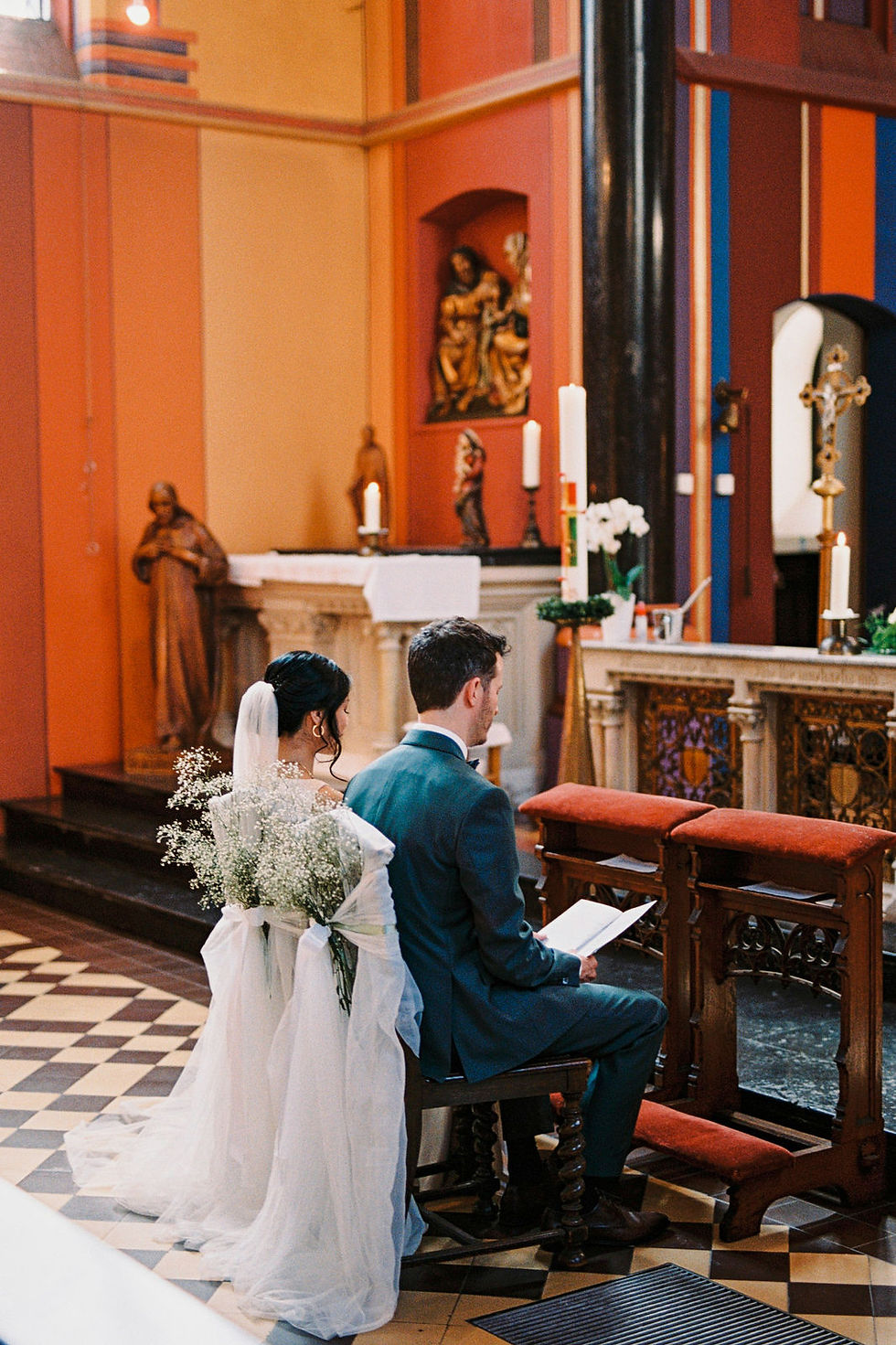 Wedding ceremony included in the photography timeline