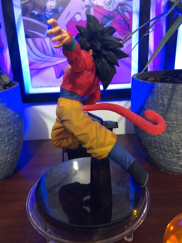 Thumbnail: BANPRESTO - Dragon Ball - FES vol.4 Goku ssj4