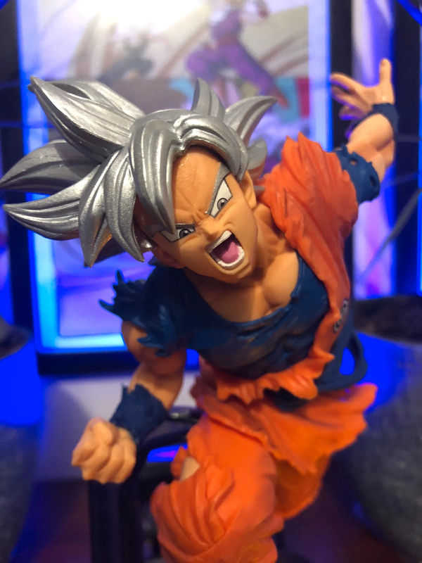 BANPRESTO - Dragon ball -Transcendence Art Volume 4 Ultra Instinct Goku