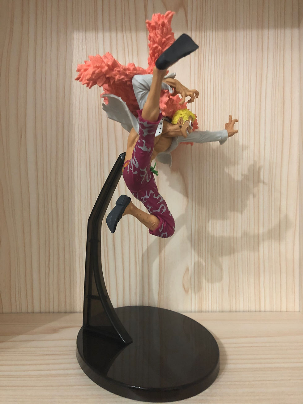 Thumbnail: BANPRESTO - One Piece - Big Zoukeio Chojho Kessen VI Sculture Doflamingo