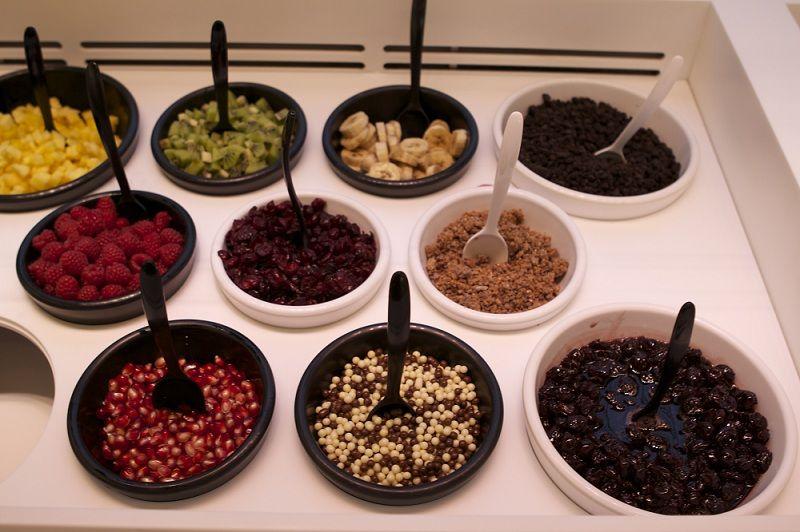 MYKA GREEK FROZEN YOGURT