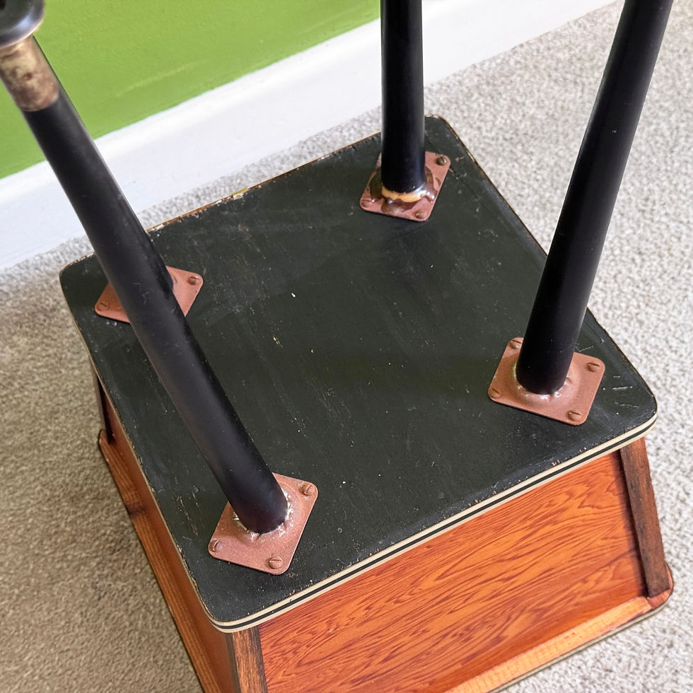 Thumbnail: Mid Century Teak Planter on Atomic legs, 1950s/60s Vintage