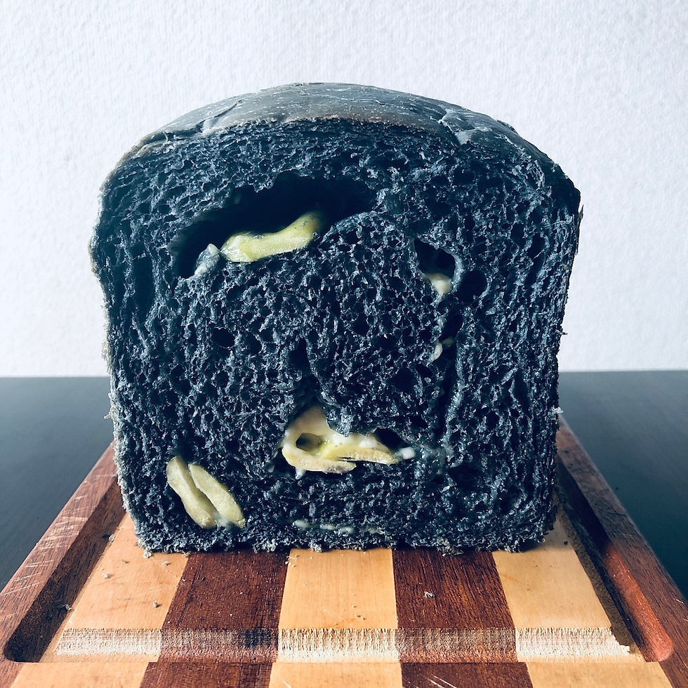 空豆とチーズのパン(2020/7)