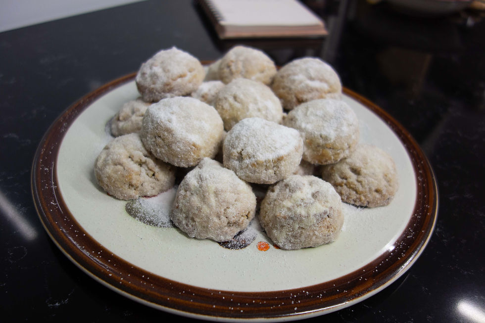 biscuiti zahar desert farfurie caiet