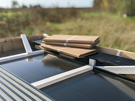 Gebäudeintergrierte Photovoltaik-Anlage Roofit aus Estland, Solarenergie, building-integrated photovoltaic, BIPV