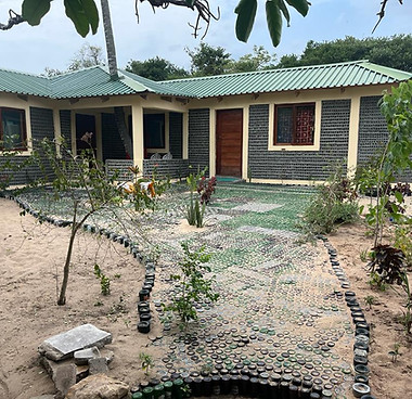 5. Macaneta Glass House_3.jpg