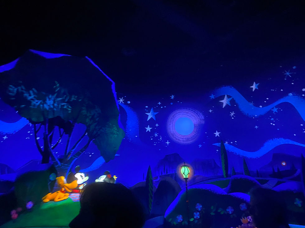 Starry Night in Mickey and Minnie’s Runaway railway at Disneyland (photo: Dr. Lauren Kilroy-Ewbank)
