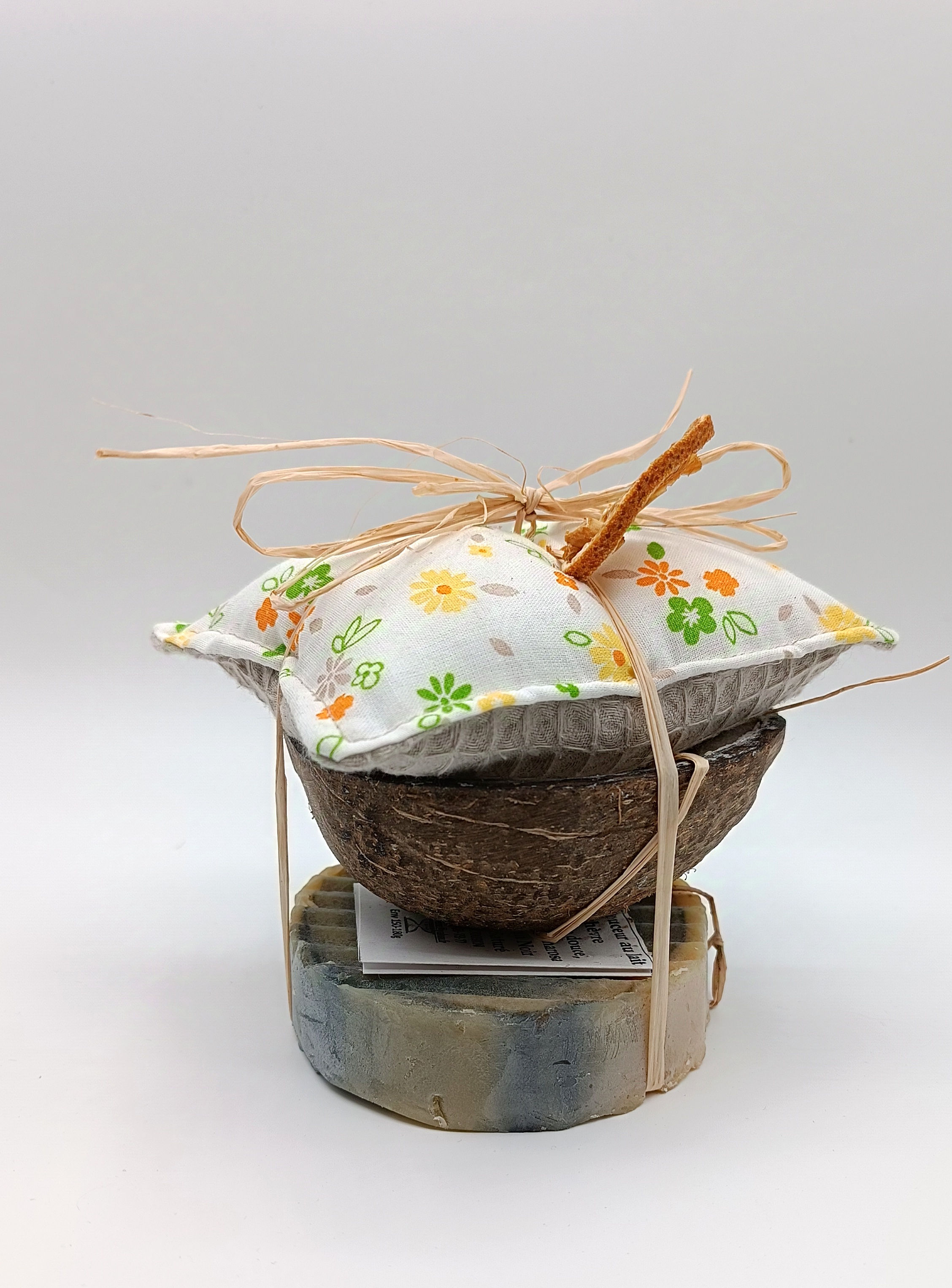 Coffret :  Pain de Vaisselle + Savon + éponge