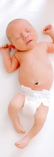 Natural Light Newborn Photo, newborn photography, in-home newborn session, north carolina newborn photography 