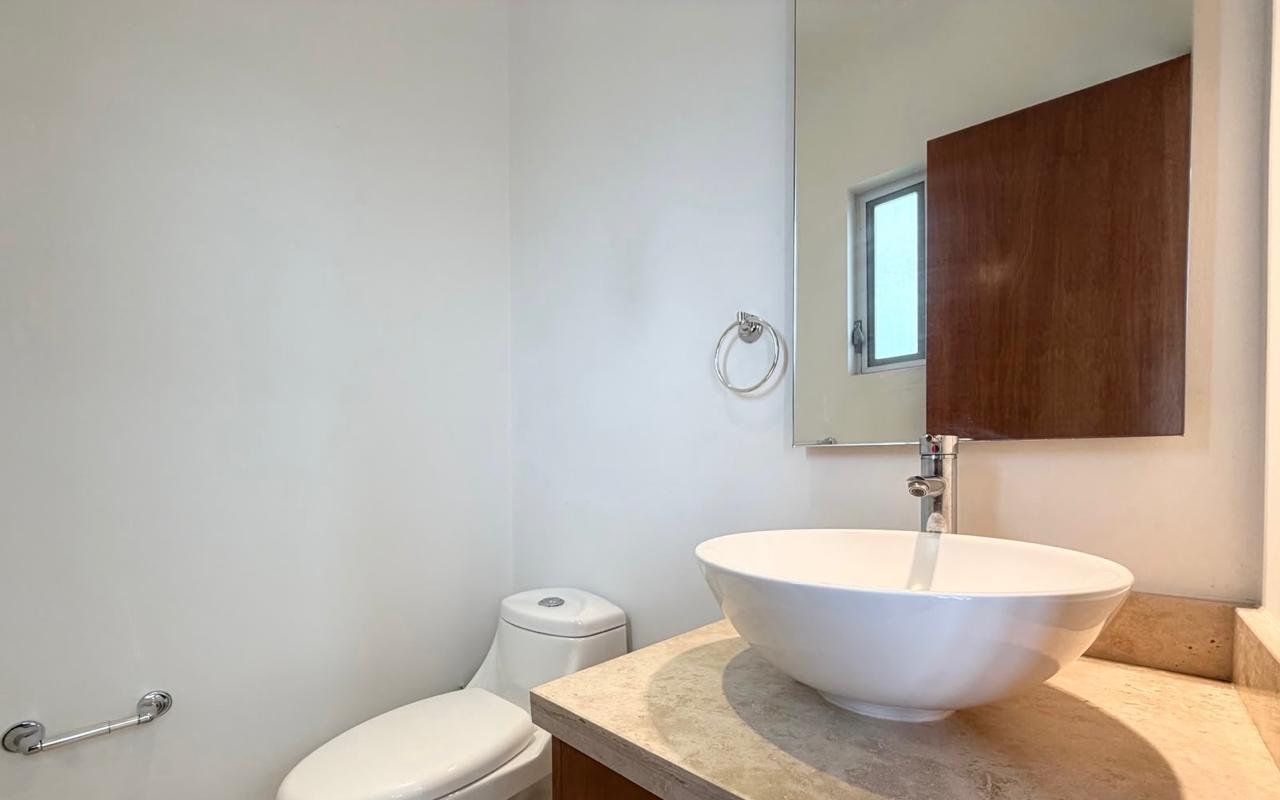 CASA Vin MR1 - 3