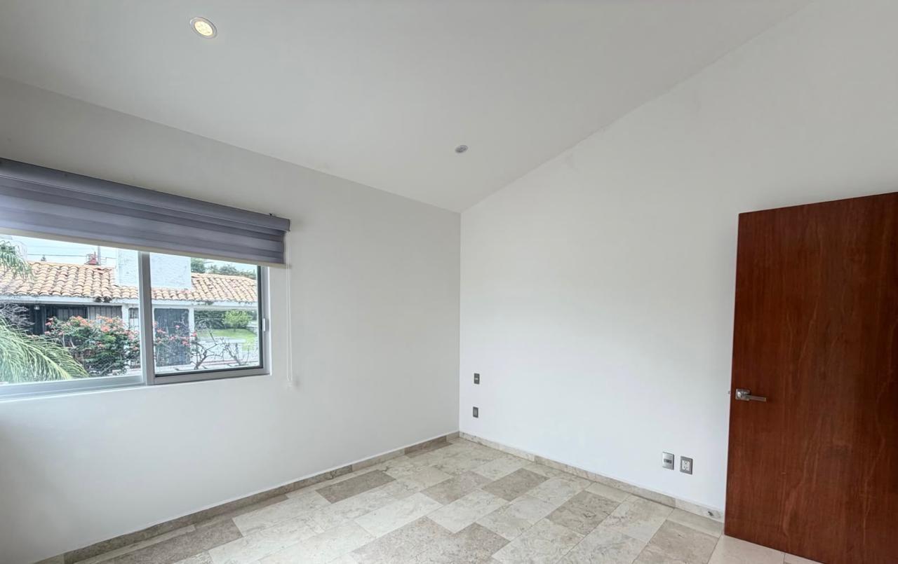 CASA Vin MR1 - 5