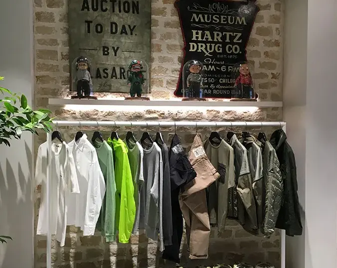 店舗内装デザイン ストーンタイルCAN’STONE「ロマーノ(ROM-2)」内壁 アパレルショップ