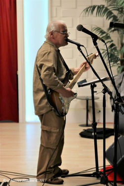 18268676_1887570451513321_348369203408380023_n