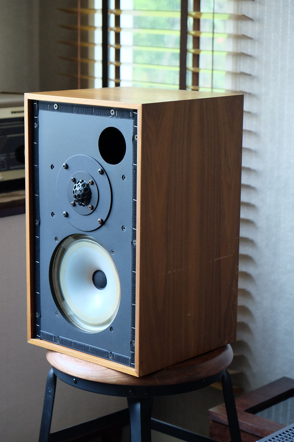 Thumbnail: Rogers LS 5/9 Monitor