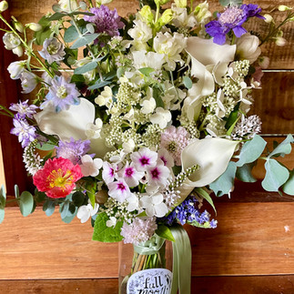 All the texture for this July bridal, with white calla lily focals 