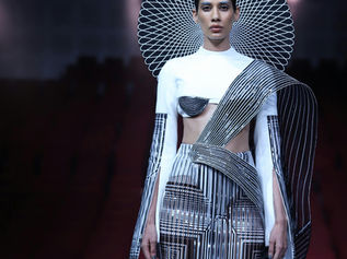 Where Fashion Thinks Out Loud