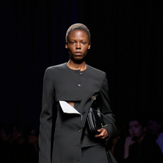 asymmetrical fashion trend