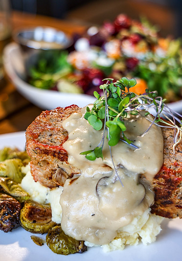 Meatloaf at HobNob RVA