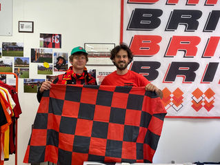 BRIZ HOST CLUB SHOP DURING BS4 ARTS TRAIL WEEKEND