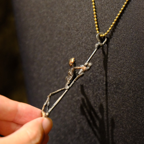 『送料無料！』ヴィンテージクロスペンダント【恒久の時を超え繊細な装飾と頑丈さ！】 送料無料！』ヴィンテージクロスペンダント【恒久の時を超え繊細